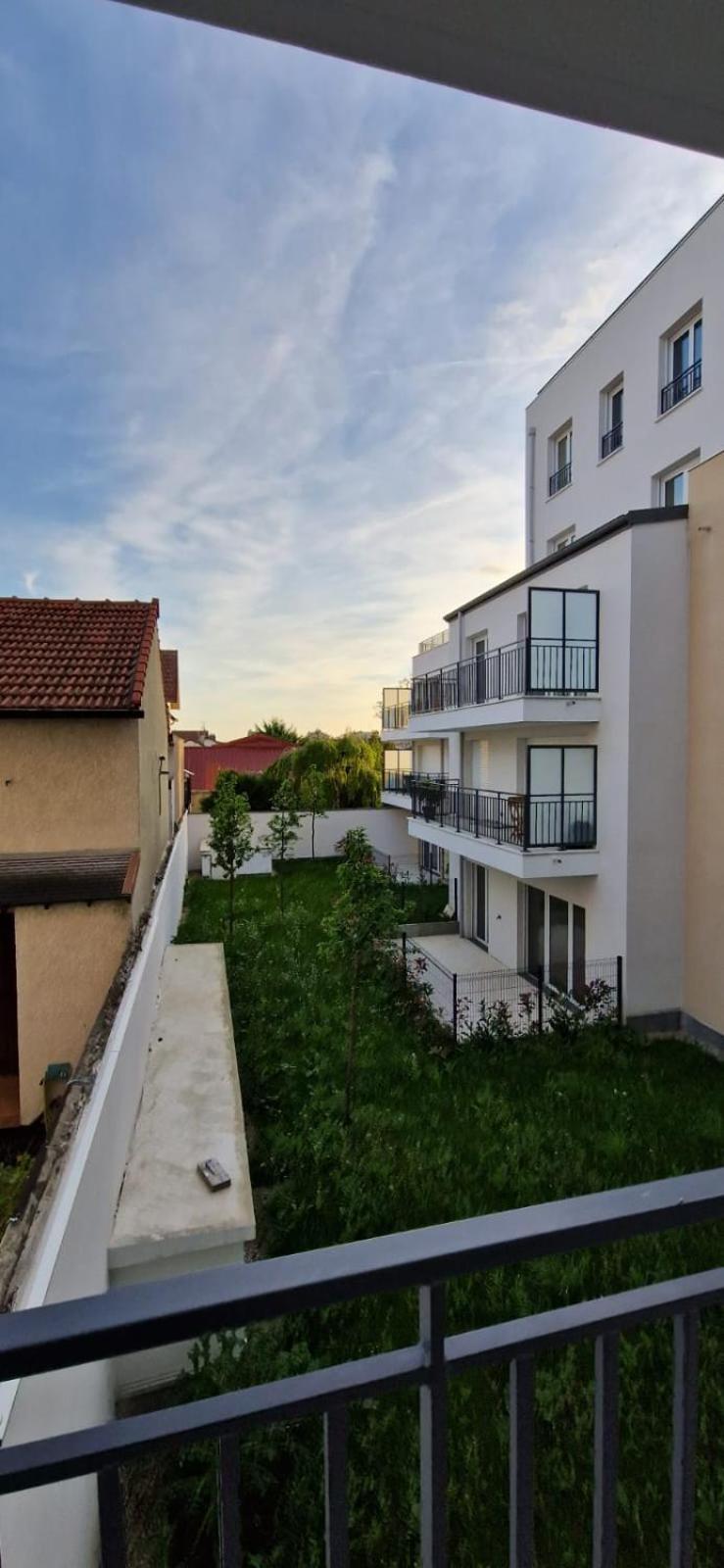 Residence Marceau Drancy Bagian luar foto