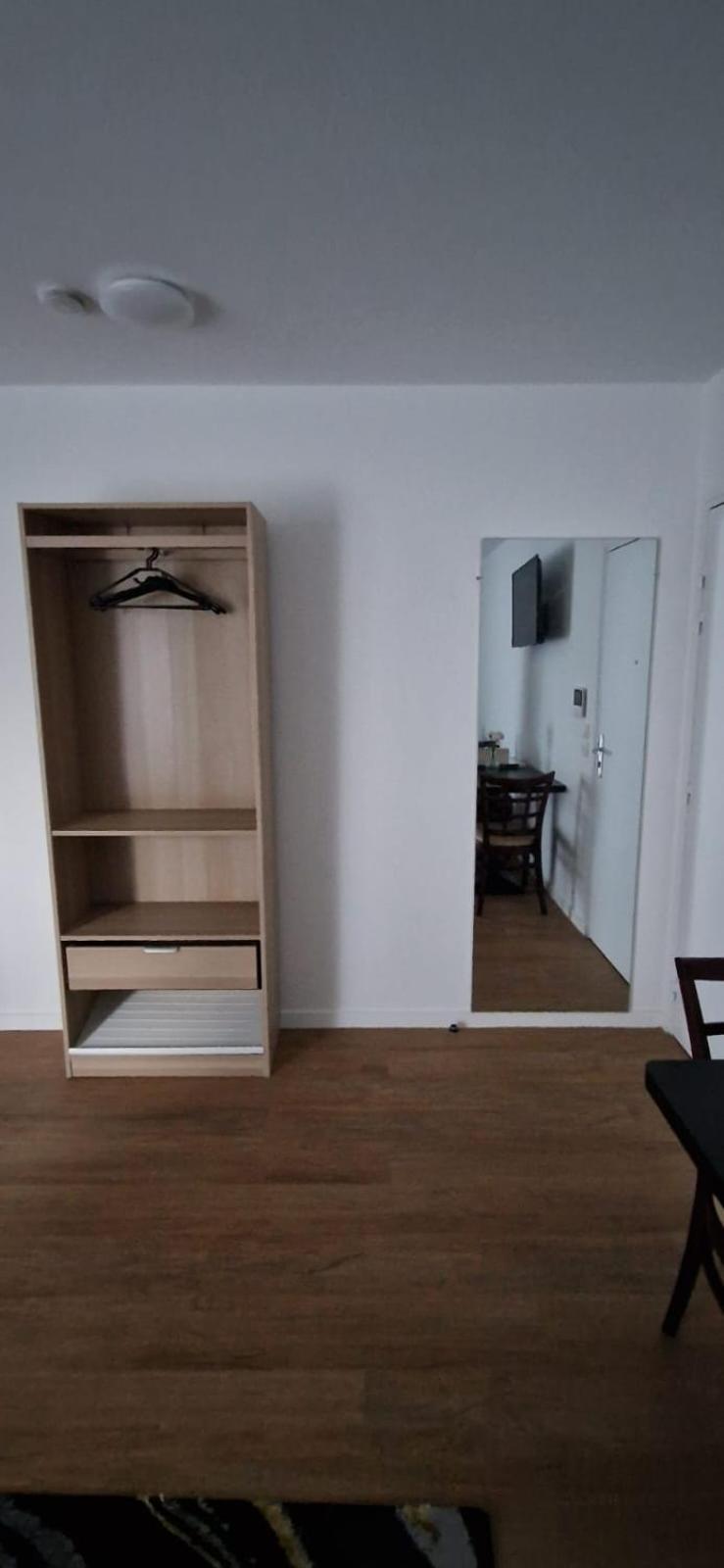 Residence Marceau Drancy Bagian luar foto