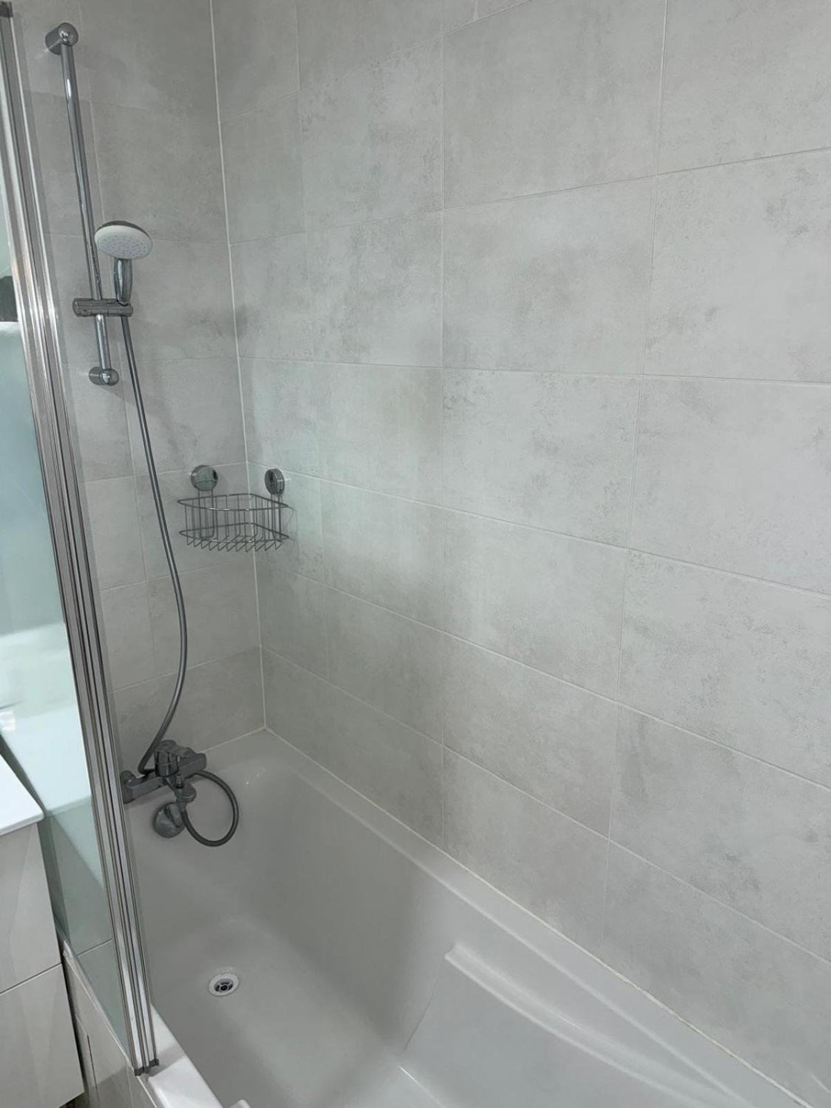Residence Marceau Drancy Bagian luar foto