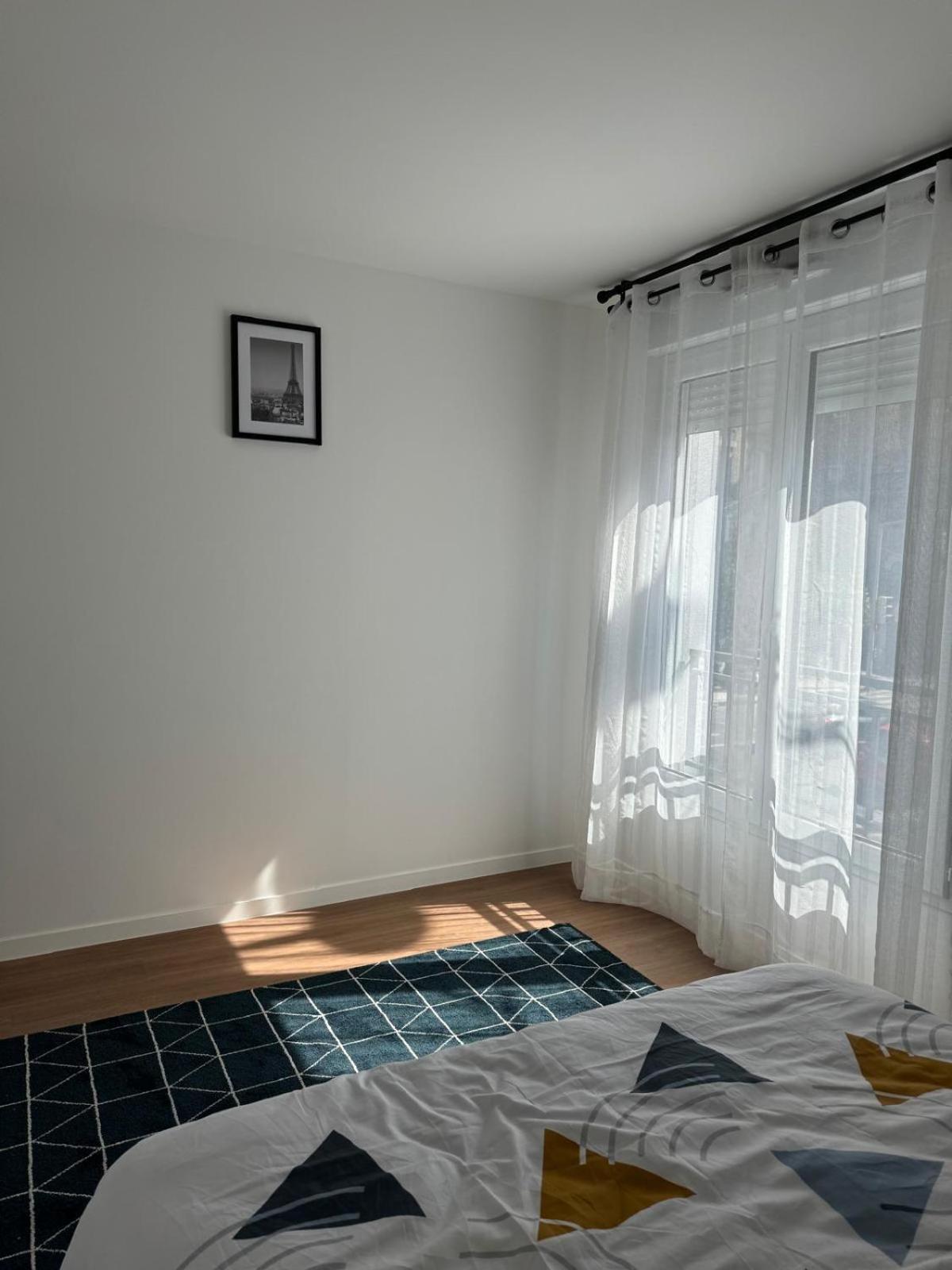 Residence Marceau Drancy Bagian luar foto